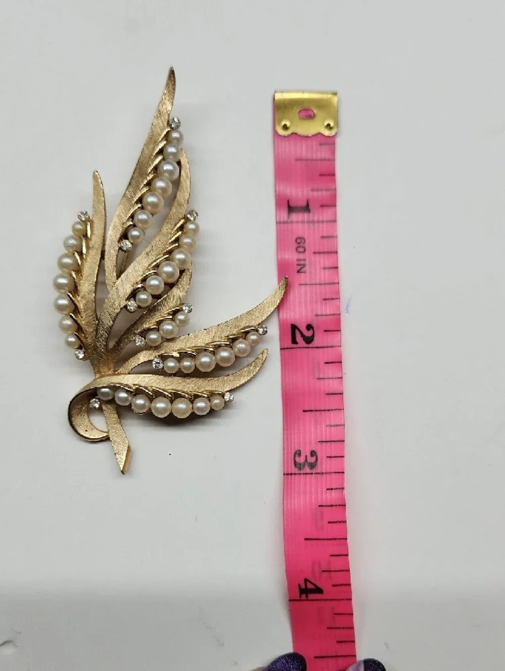 Trifari Gold-Tone Leaf Brooch with Pearlescent Beads - Picture 4 of 6